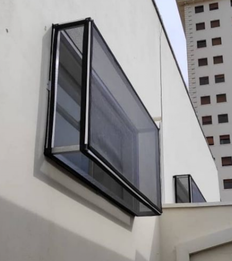 TELAS COM FIXAÇÃO EM VELCRO